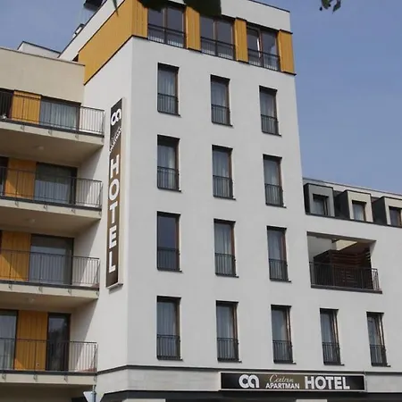Centrum Apartman アパートホテル ミシュコルツ